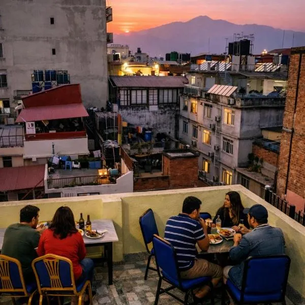 Funky Monkey Hostel Hotel & Apartment Thamel, khách sạn ở Kathmandu