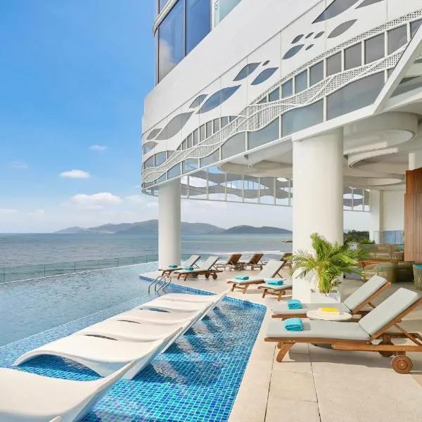 voco Scenia Bay Nha Trang by IHG, hotel a Nha Trang