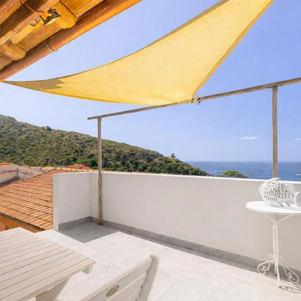 Il Gelso - Casa Vacanza Vista Mare a Pomonte - Isola Elba, хотел в Марчана