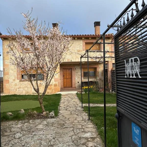 El Mirador de la Sierra Y Casa Rosmari, hotel sa Urueñas