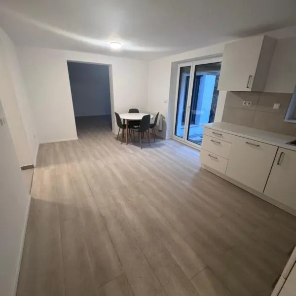 Ferienapartments Sternen WOHN 6, hotel i Baiersbronn