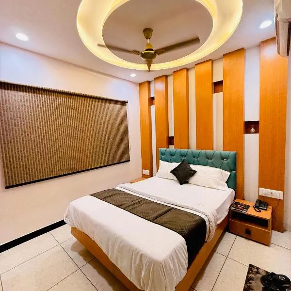 Hotel Hira Palace, khách sạn ở Ujjain