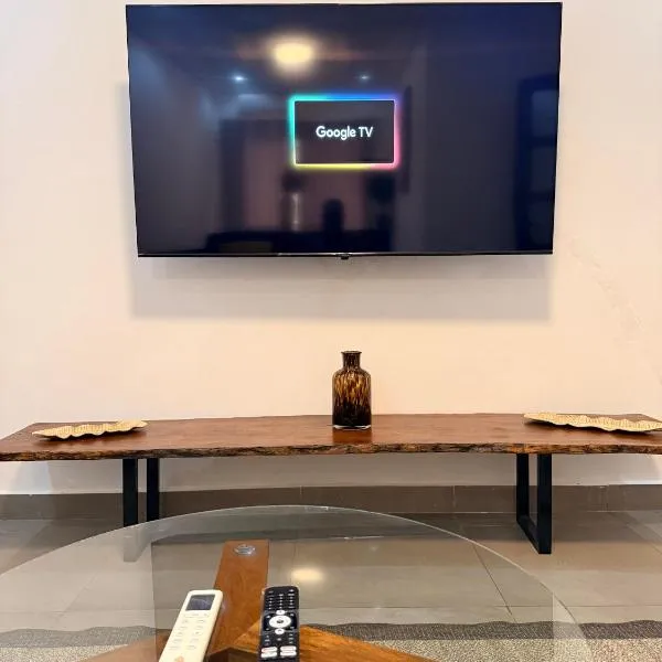 Keur Ébène - Appartement Cosy à Ouakam Batrain, hotel en Dakar