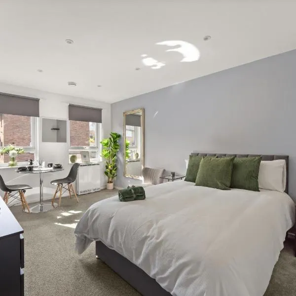 Private Studio Apartment In Dartford DA1 Free Parking TFL Zone 6、Slades Greenのホテル