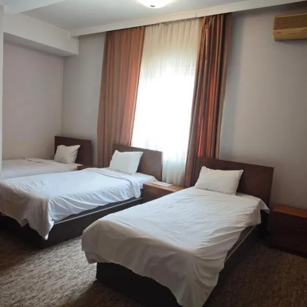 Hotel Emka, viešbutis mieste Tetovas