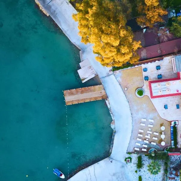 Oscar Seaside & Spa Hotel by Club Aquarium, מלון בGuvercinlik