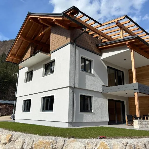 Haischberger Apartments, hotel v Obertraunu