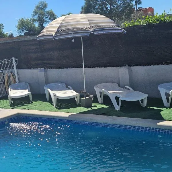 Donde JAVI Chalet con piscina 50 minutos madrid en escalona: Toledo'da bir otel