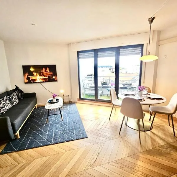 Stylish 1BR Stay with parking and outdoor spaces, hotel a Luxemburg