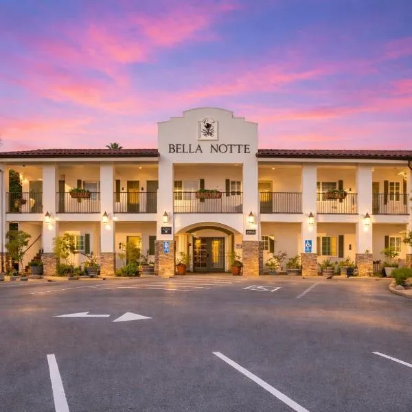 Bella Notte by the Beach، فندق في سانتا كروز