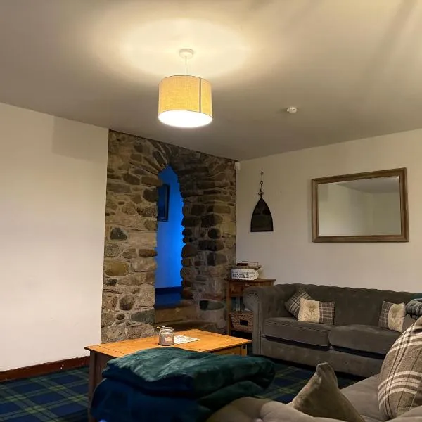Meadowhead Cottage, Traditional Scottish Cottage, hotel a Waterside
