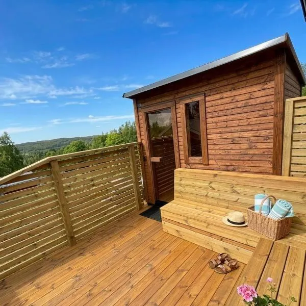 Cabin On The Hill With Sauna、Undenäsのホテル