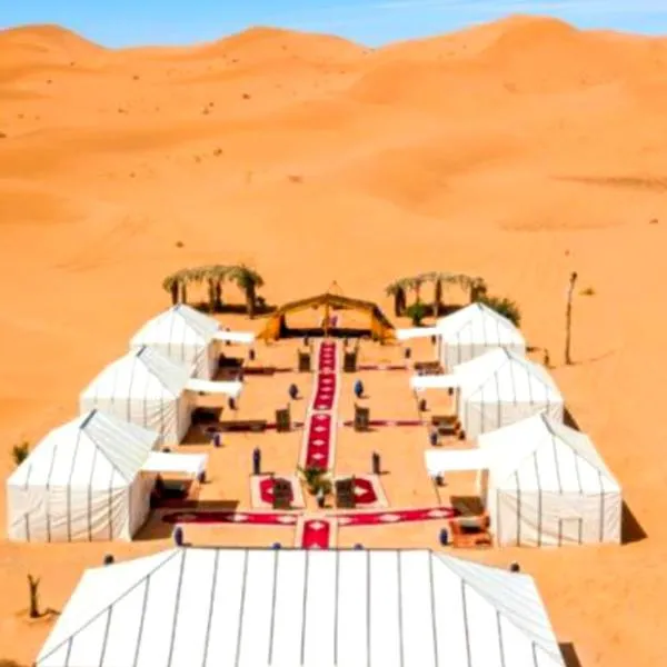 Sahara Imperial Luxury Camp: Merzouga şehrinde bir otel