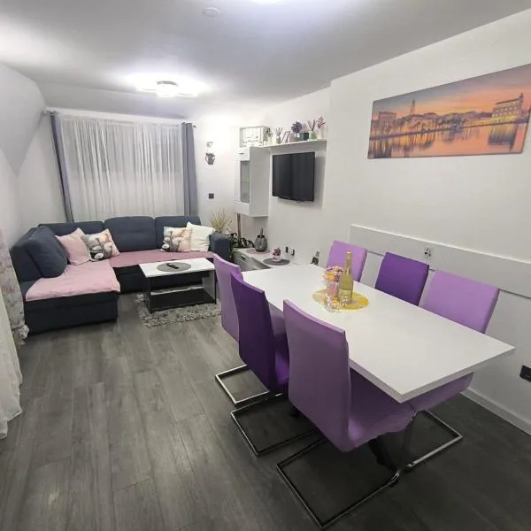 Happy Moments 1, хотел в Gornje Jesenje