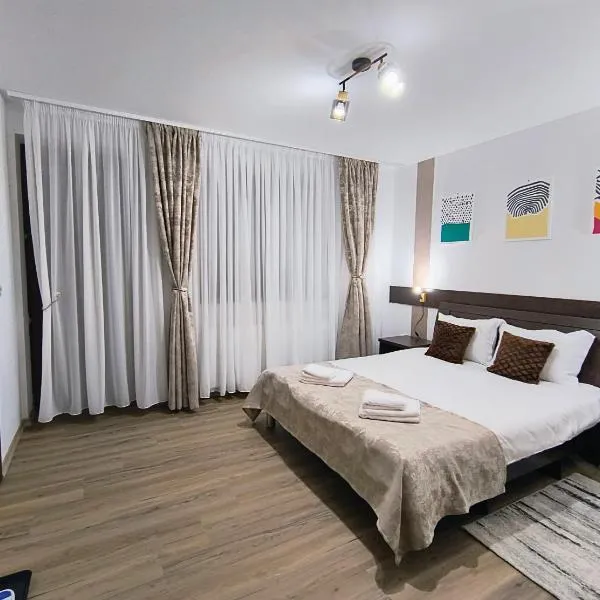 Casa Tilă، فندق في Tohanu Nou