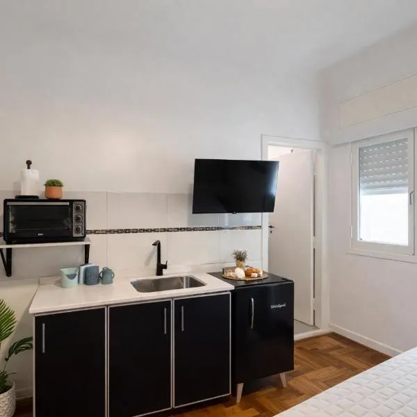 Ana Rent lll Moderno departamento ,San Isidro punto medio Tigre River y Tecnopolis โรงแรมในBoulogne