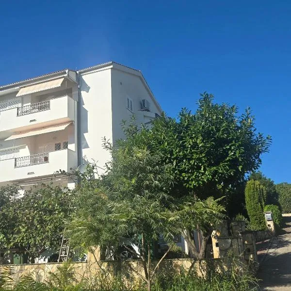 Apartments Buljan, Hotel in Kožino