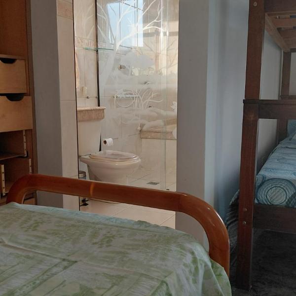 Casa com piscina, ar condicionado, churrasqueira, estacionamento, pet friendly - Foto 2
