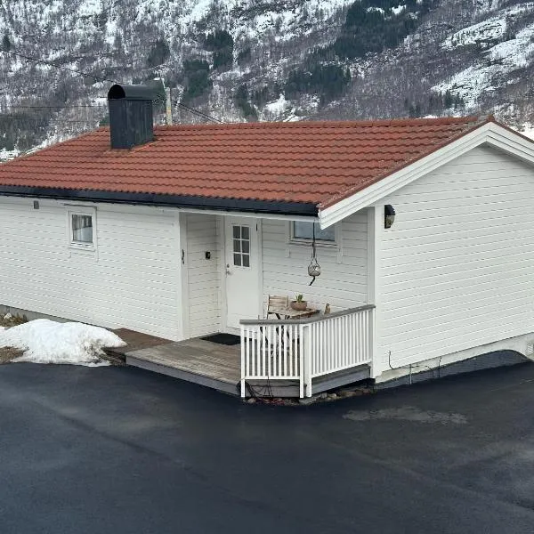 Koselig hus i Beisfjord, hotel v destinácii Narvik