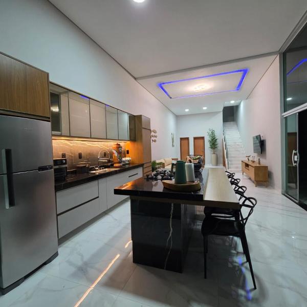 Casa completa 3 SUÍTES, AR E CHURRASQUEIRA - ENSEADA