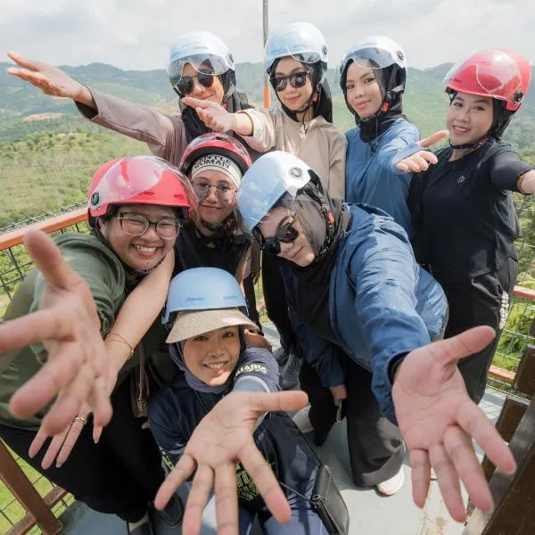 LiLLA Summer Retreat - Bentong: Kampung Sunjai Gapoi şehrinde bir otel