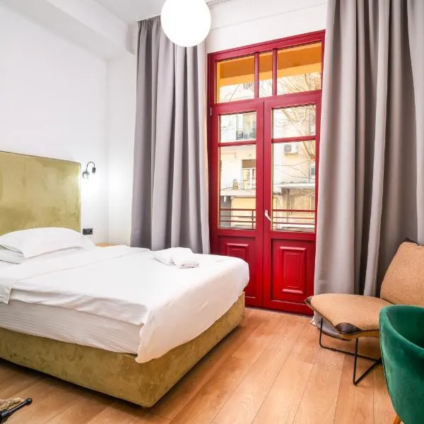 The Maroon Bottle Hotel, hotel i Thessaloniki