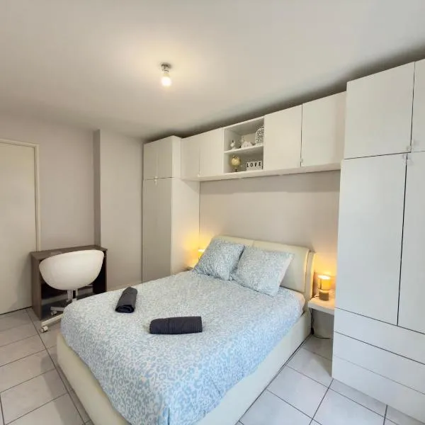 T2 - Box privé - Terrasse - 15min Groupama-Eurexpo, hotell i Vaulx-en-Velin
