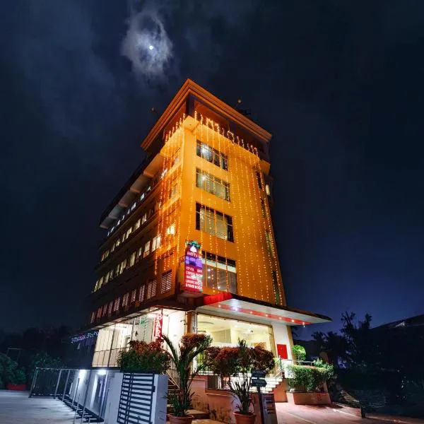 Hotel Lals Residency, Adoor, готель у місті Adūr
