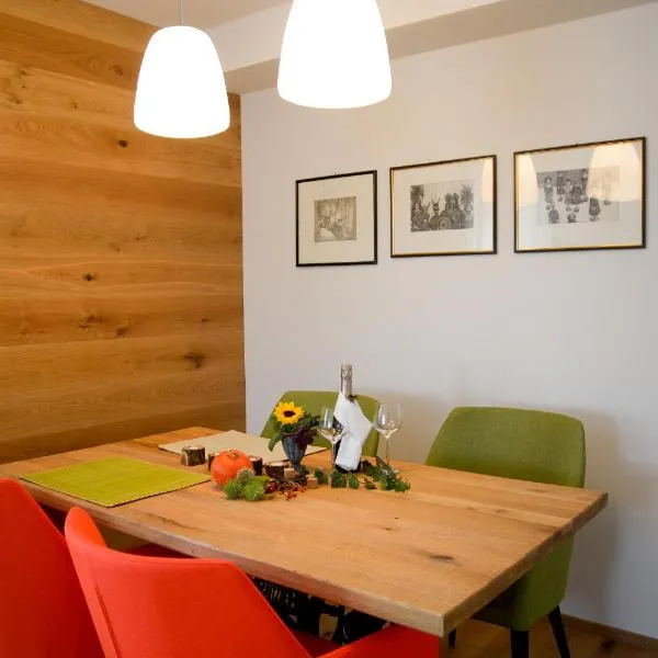 Gerda Wellness Apartment โรงแรมในGrinzens