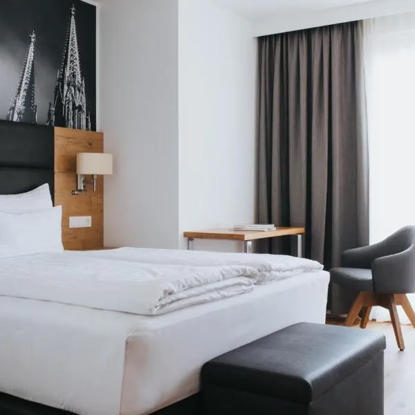 Parks 73 The Townhouse Hotel, hotel di Wina