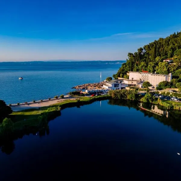 Barbara Piran Beach Hotel, hotel v destinaci Piran