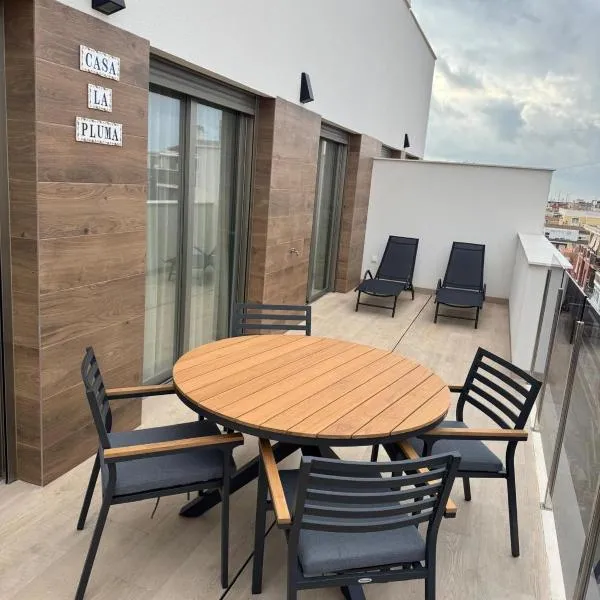 Casa la Pluma Torrevieja, hotel en Torrevieja