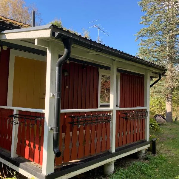 Lysviks guesthouse met ruime tuin en extra service, хотел в Lysvik