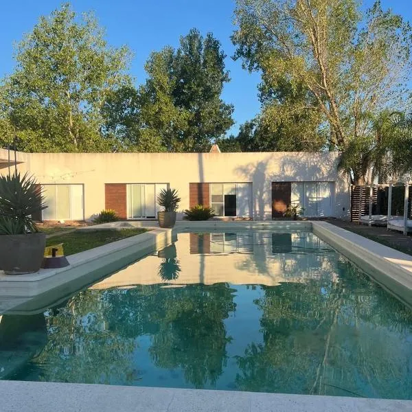 Del Pilar - Apart Hotel โรงแรมในกัวเลกวยชู