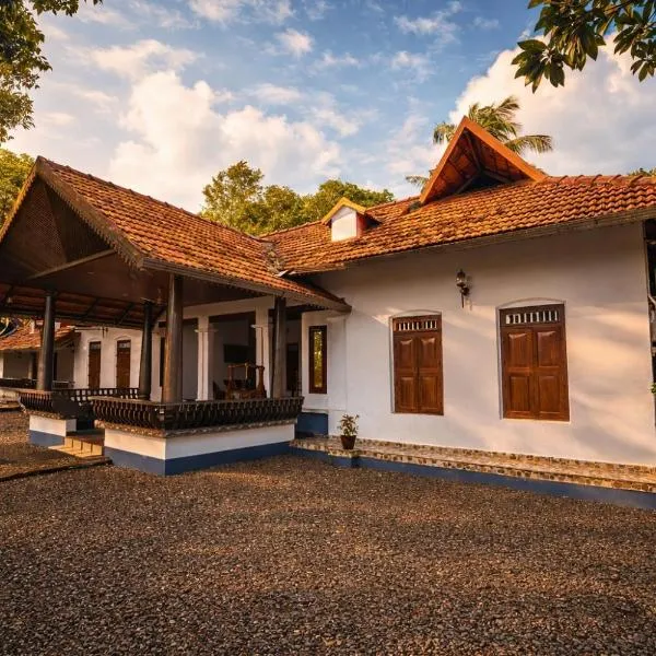 Cotelac Heritage Lake Resort Alleppey by VOYE HOMES, hotel i Alappuzha