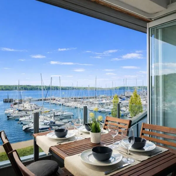 fewo1846 - Baltic Lodge - komfortable Maisonettewohnung mit 3 Schlafzimmern, Balkon und Blick auf die Marina Sonwik, hotel din Flensburg