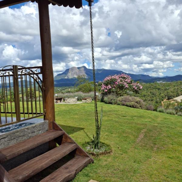 Chalé Bela Montanha Vista Pedra Azul Lareira e Charme