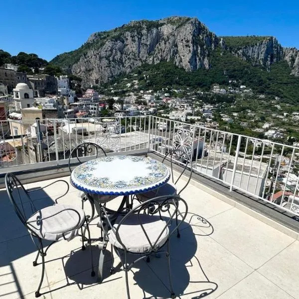 Rooftop luxury apartment, hotel en Capri