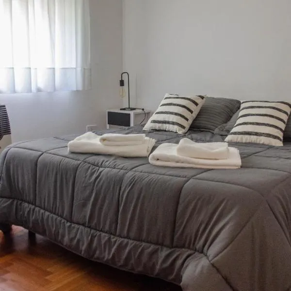 Monoambiente en pleno centro con cocina independiente, hotel a Concordia