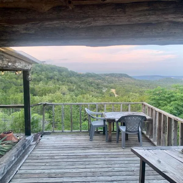 La Vista, ξενοδοχείο σε Canyon Lake