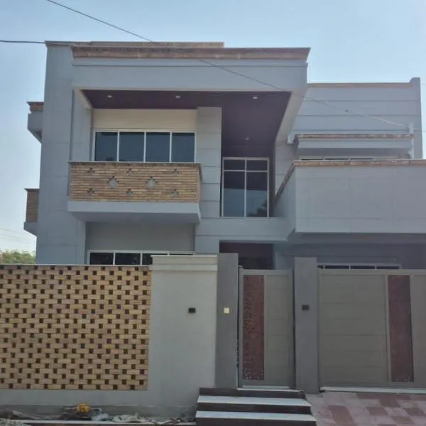 Regency Guest House Peshawar, готель у місті Пешавар