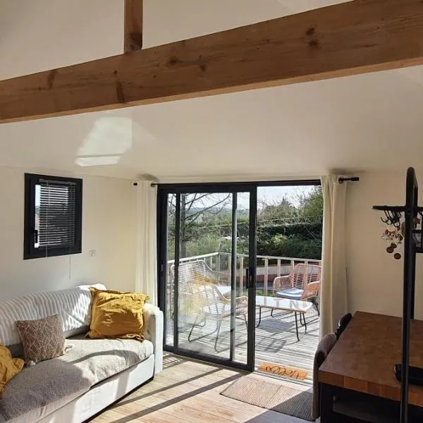 Cabane Cozy & Calme, khách sạn ở Janville