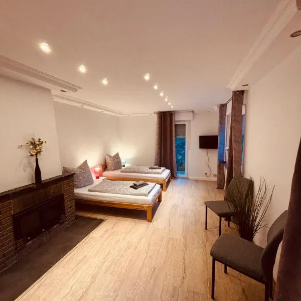 Altes Bierhaus Hotel Zimmervermietung, Hotel in Arzbach