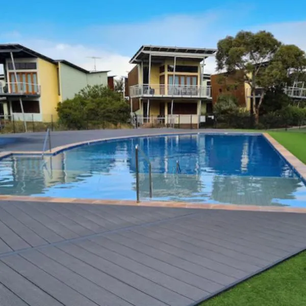 Villa 8 South Shores Normanville, hotel en Normanville