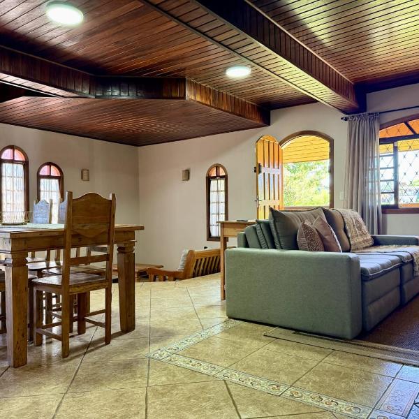 Casa Jardim Califórnia - Campos do Jordão
