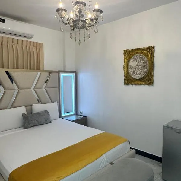 Hotel The Royalty Inn, Hotel in Guayaquil
