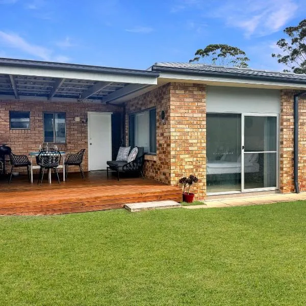 Seashore Villa by Experience Jervis Bay, hotel v destinaci Vincentia