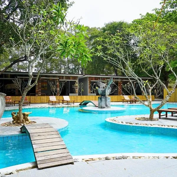 Villa Cha Cha Chaolao Beach Resort, hotel em Chao Lao Beach