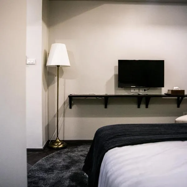 Collection O The Spades Hostel photo 2