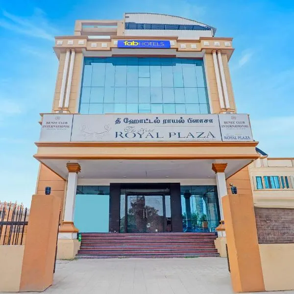 FabHotel The Royal Plaza - Koyambedu, hotel di Chennai